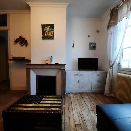 Joli Appartement Meuble Paray-le-Monial Bagian luar foto