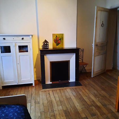 Joli Appartement Meuble Paray-le-Monial Bagian luar foto