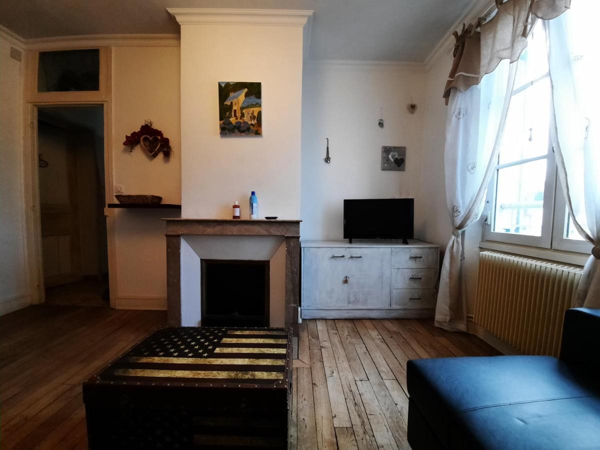 Joli Appartement Meuble Paray-le-Monial Bagian luar foto