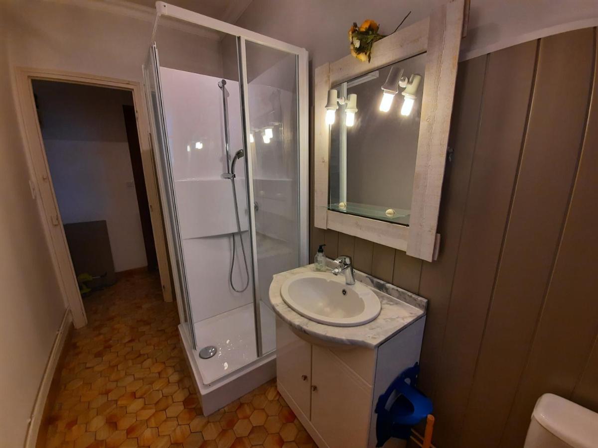 Joli Appartement Meuble Paray-le-Monial Bagian luar foto