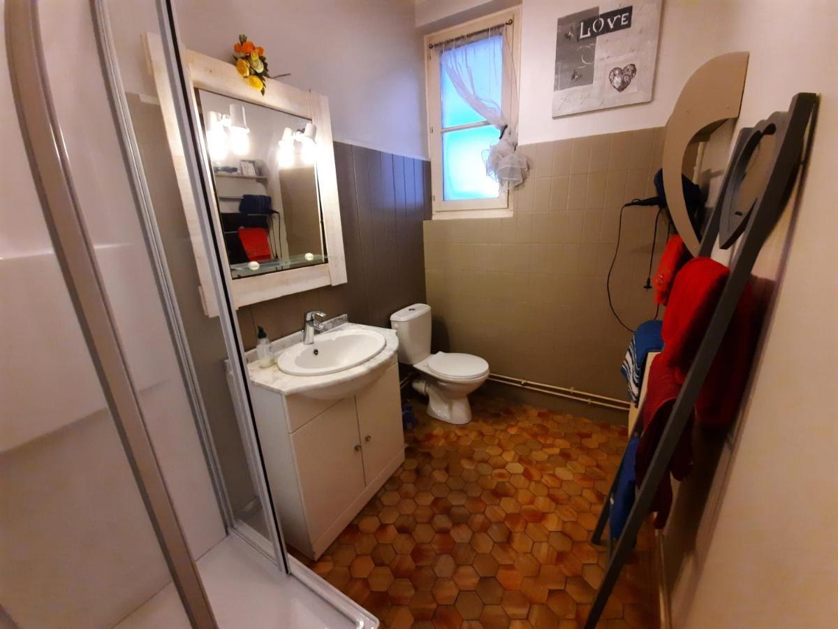 Joli Appartement Meuble Paray-le-Monial Bagian luar foto